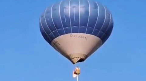 A still from the video of the accident when a hot air balloon caught fire in Mexico. (Photo | Twitter)