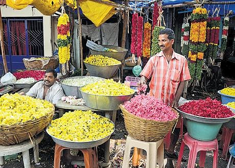 The flower market in Srirangam, Tiruchy. (Photo | M K Ashok Kumar, EPS)