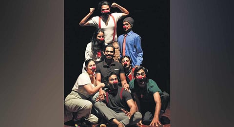 A member of Bandhutva performs at a city hospital.