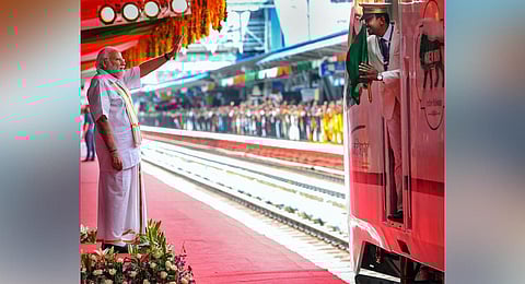 Prime Minister Narendra Modi flags off the Thiruvananthapuram Central-Kasaragod Vande Bharat Express train during a ceremony, in Thiruvananthapuram.(Photo | PTI)