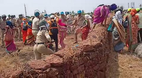 Police in action against protesting villagers in Barsu, Friday, April 28, 2023. ( Photo | PTI )