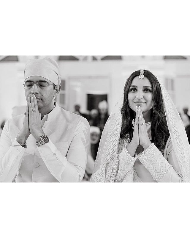 Parineeti and Raghav pray at their engagement ceremony in a gurudwara. (Photo | Parineeti Chopra Instagram)