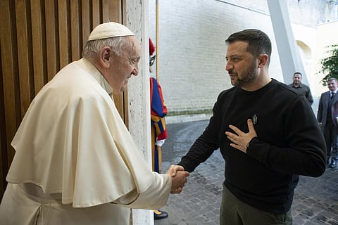 Pope Francis meeting Ukrainian President Volodymyr Zelenskyy. (Photo | AP)