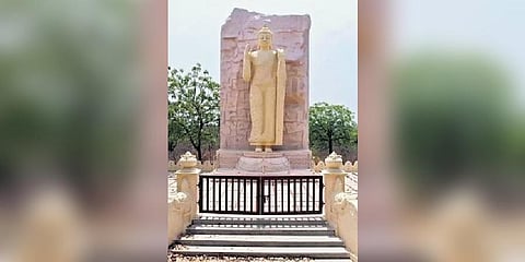 Buddha statue at Buddhavanam
