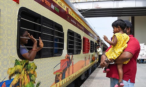 In Tiruchy division, the train has stoppages at Tiruchy, Thanjavur, Kumbakonam, Mayiladuthurai, Chidambaram, Tirupadiripuliyur and Villupuram | mk  ashok kumar