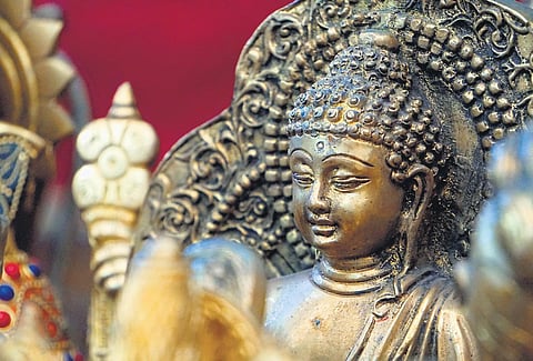 All that charms is handicraft