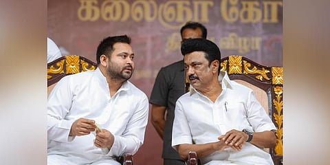 TN CM MK Stalin with Bihar deputy CM Tejaswi Yadav at the unveiling of the statue of Karunanidhi and inauguration of Kalainger Kottam. (Photo | PTI)