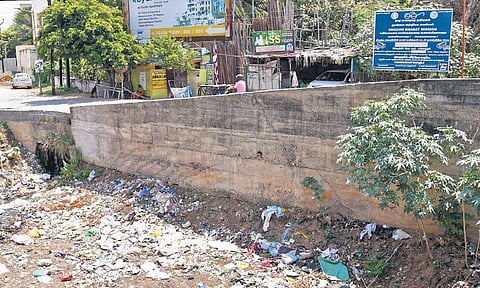 CCTV signboards fail purpose, no end to littering menace in Tiruchy city