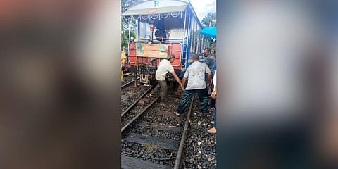 Nilgiri Mountain Railway train derails in Coonoor, services hit  