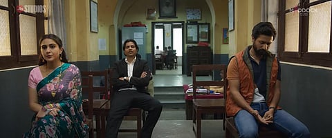 A YouTube screengrab from the trailer of  'Zara Hatke Zara Bachke' starring Vicky Kaushal and Sara Ali Khan.