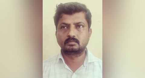 KB Mahesh Nayak (35), a resident of Banashankari in Bengaluru has conned and married over 15 women.