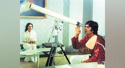 A still form Gulzar’s Koshish (1972).