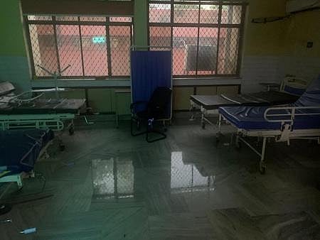 40 patients moved from flooded trauma centre in Civil Lines to LNJP Hospital
