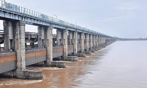 Floodwater recedes, six districts still on alert in AP