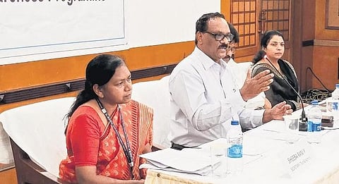 K-RERA chairman P H Kurian addressing a meeting of real estate agents in Thiruvananthapuram on Saturday