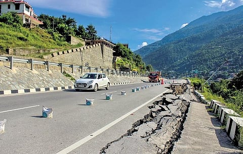 Vehicles ply on damaged Kullu-Manali Highway in Kullu | PTI File
