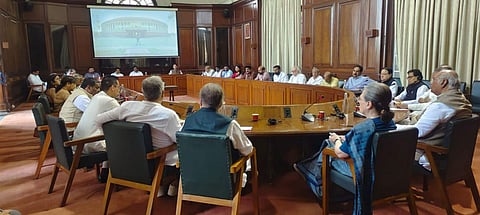 Congress leaders Mallikarjun Kharge and Sonia Gandhi along with other floor leaders during a briefing by the delegation of MPs who visited Manipur, at Parliament House complex. (Photo | PTI)
