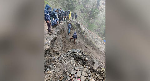 BRO teams during the restoration work after a landslide hit the Pishotop route of the Amarnath Yatra track following heavy rains. (Photo | PTI)
