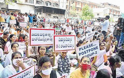 58 booked for staging protest demanding TSPSC exams postponement