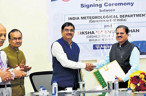 IMD DG Mrutyunjay Mohapatra signs MoU with SOA V-C Prof Pradipta K Nanda