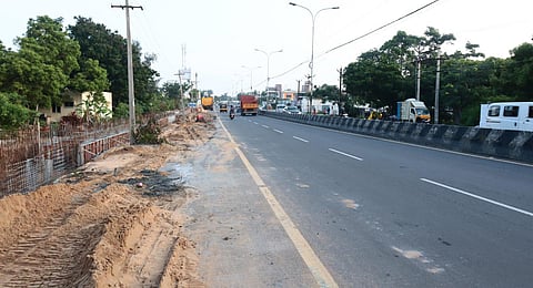 East Coast Road from Thiruvamiyur to Akkarai