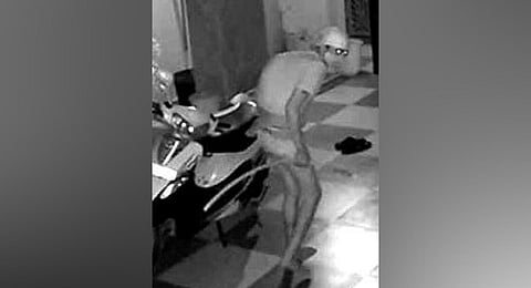 CCTV footage of the  'Chaddi Gang' in Hyderabad. (Photo | Express)