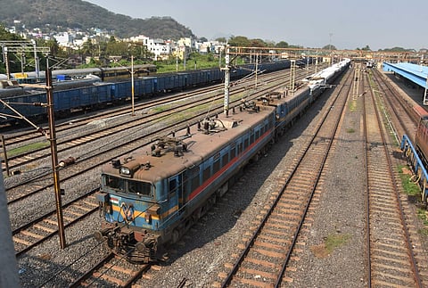 Vijayawada railway division stresses optimising commercial ops, passenger experience