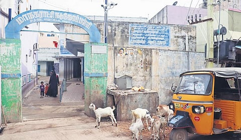 Corporation middle school at Edda Street in Vellore | s dinesh