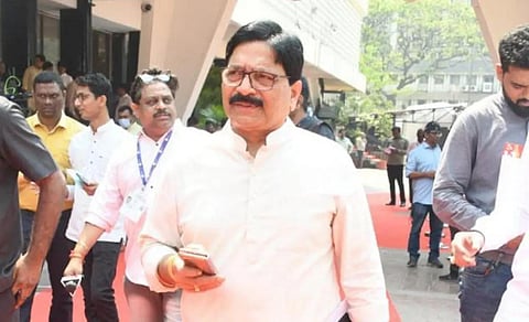 Shiv Sena (UBT) legislator Ravindra Waikar (Twitter)