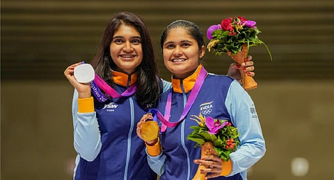 Shooting stars continue to twinkle, make history