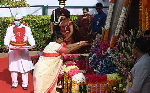 President Draupadi Murmu pays tribute to Bhim Rao Ambedkar on his 133rd birth anniversary at Parliament House in New Delhi. (File Photo | Shekhar Yadav, EPS)