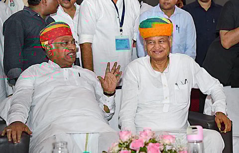 Rajasthan Chief Minister Ashok Gehlot and Congress President Mallikarjun Kharge during 'Kisan Sammelan', in Bhilwara, Wednesday, Sep. 6, 2023. (Photo | PTI)