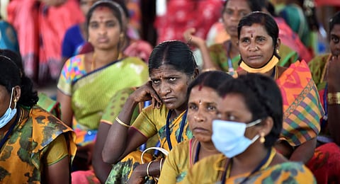 Domestic breeding checkers staging strike on Sunday. (Photo | P Ravikumar, EPS)