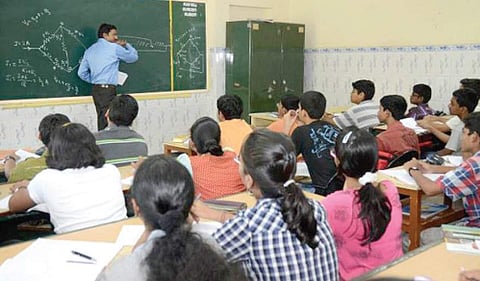 Government to tame misleading advertisements by coaching institutes