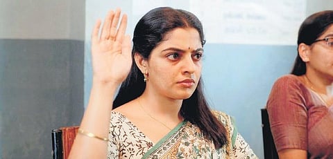 A scen from the series 'Perilloor Premier League'