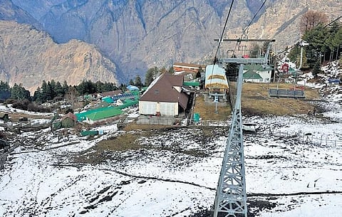 ‘No show’ by tourists, cold comfort for U’khand winter tourism entrepreneurs