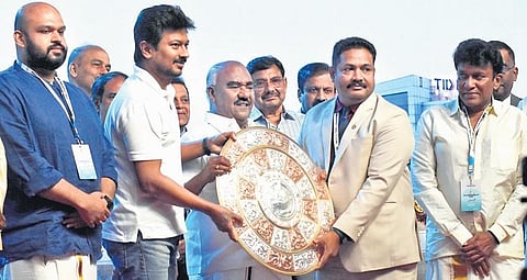 Why not adopt CBSE syllabus in all TN schools: ‘Global citizen’ from US to IT Minister