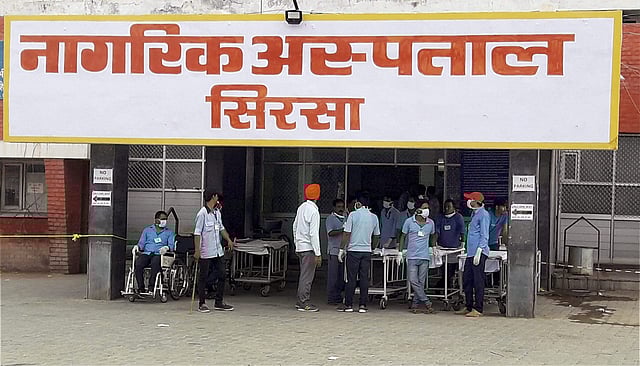 A view of civil hospital in Sirsa following court verdict in the rape trial of Dera Sacha Sauda chief Gurmeet Ram Rahim in Sirsa on Friday. (PTI)