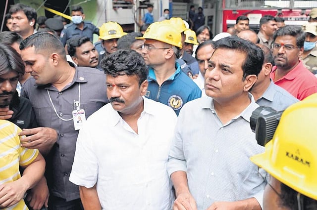 Ministers KT Rama Rao and Talasani Srinivas Yadav visit the site