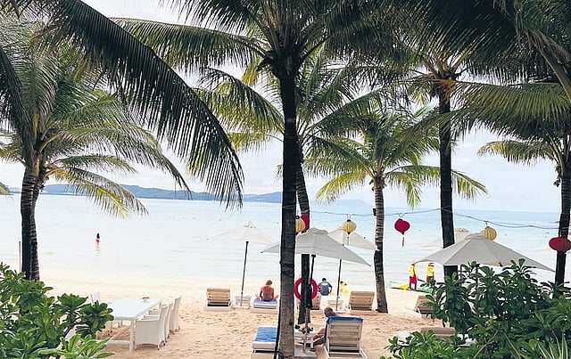  Khem beach