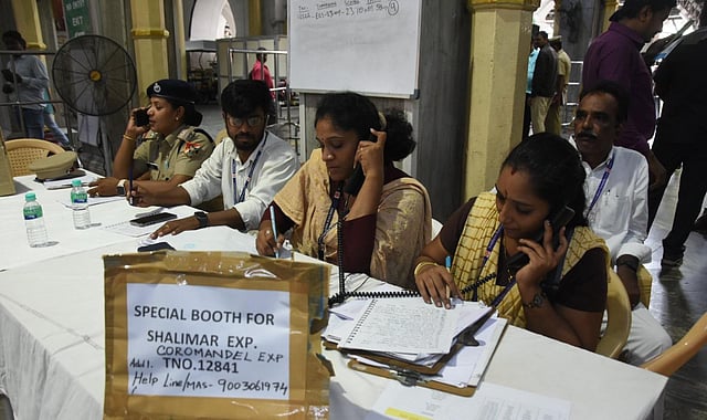A help desk put up at Dr MGR Chennai Central railway station. ( Photo | Ashwin Prasath, EPS)