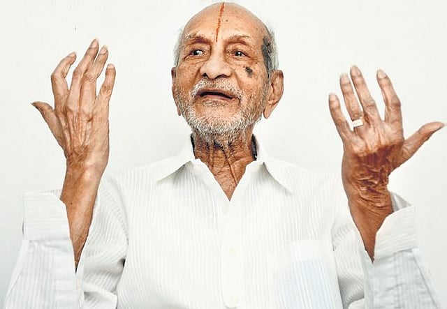  Ethiraj Vummudi