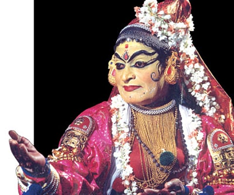 Mushukdan togridan-togri ogizga Jinsiy olatga kiritilgan