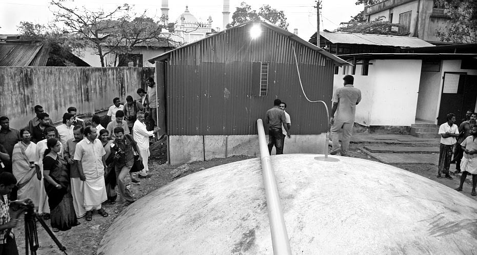 Biogas plant at Palayam market produces power