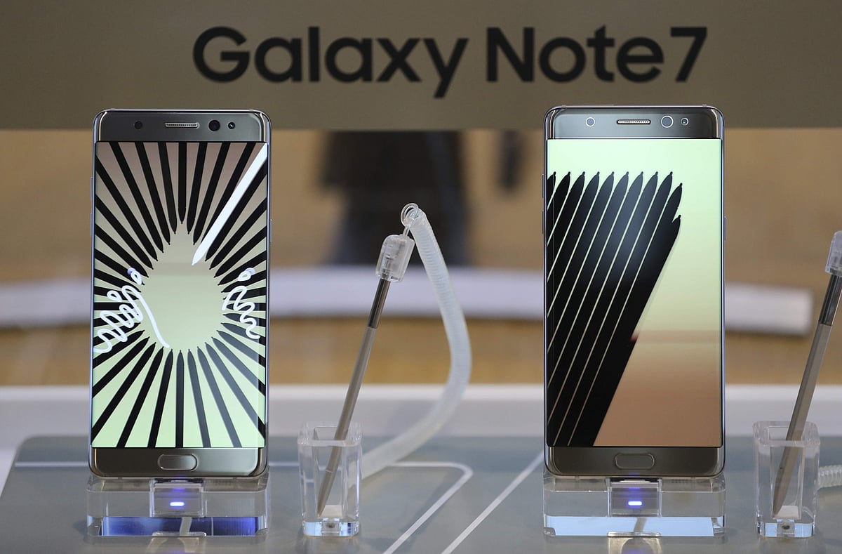 Samsung recalls phones after report of different model exploding