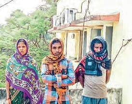 3 Maoists Surrender Before Police In Kakinda