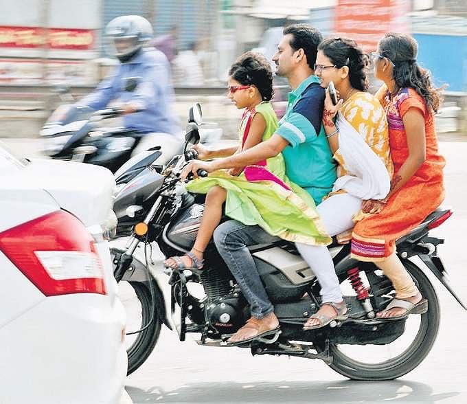 Hyderabad Police to launch drive against helmetless riders