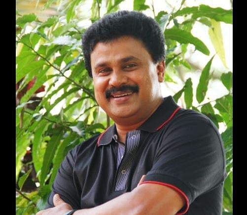 Issue serious, AMMA should discuss: Ramesh Chennithala