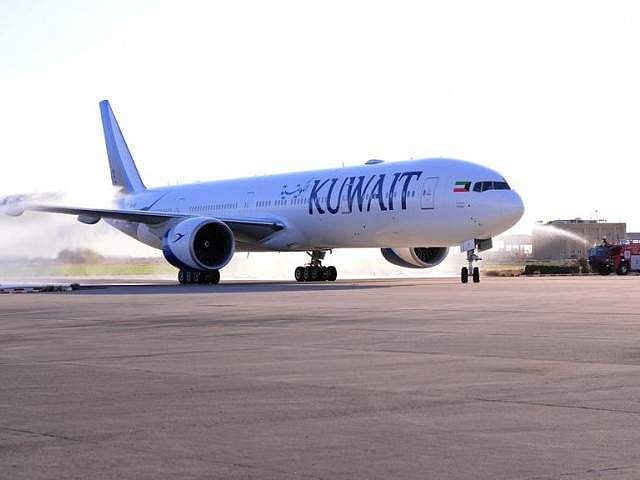 Kuwait Airways aircraft lands off-centred in Kochi