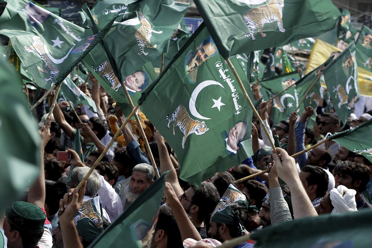 Former Pakistani President Rafiq Tarar dies at 92